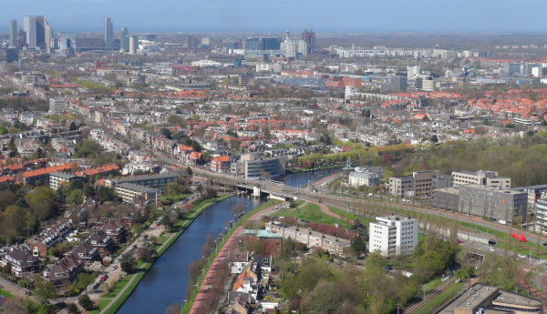 Het grootste deel van de gebouwde omgeving staat er al: de bestaande bouw. En daar is dus het meeste te halen. Foto: Gemeente Rijswijk.